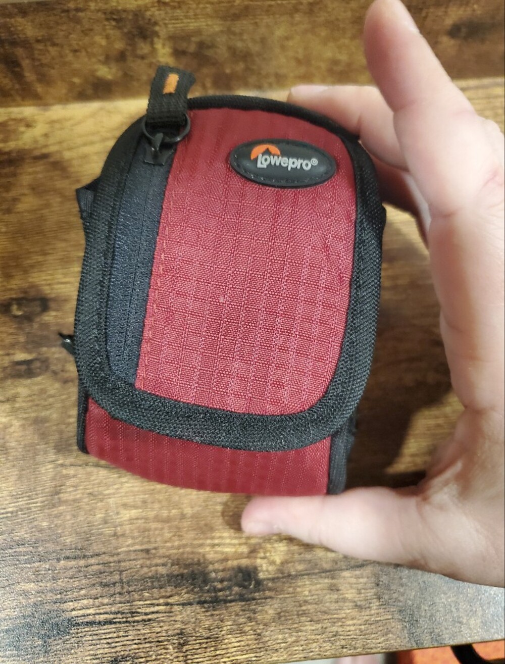Lowepro Ridge 10 Camera Case (Red)